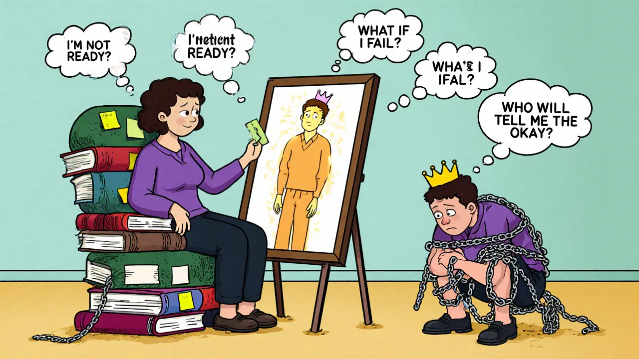 Terapeut drží zrcadlo, které odrazuje nezávislou verzi pacienta, který je zavázán řetězy.